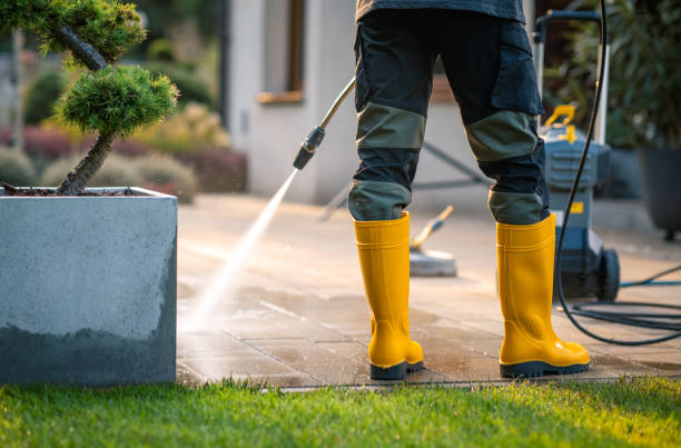 Why Choose Our Certified Pressure Washing Experts for Your Project Needs in Girard, IL?